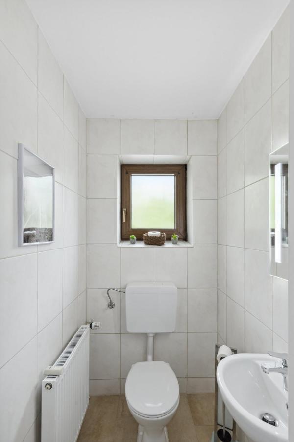 Charysma - Chillout-Loft, Wintergarten, E-Kamin, Massage-Sessel, Schlafzimmer Mit Smart-Tv, 2 Parkplaetze Hamelin Exteriör bild