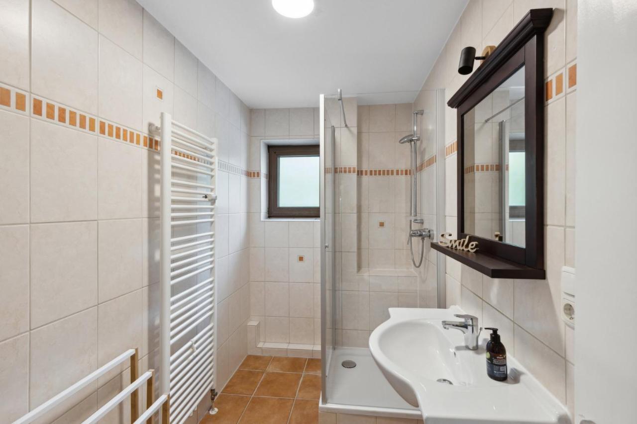 Charysma - Chillout-Loft, Wintergarten, E-Kamin, Massage-Sessel, Schlafzimmer Mit Smart-Tv, 2 Parkplaetze Hamelin Exteriör bild